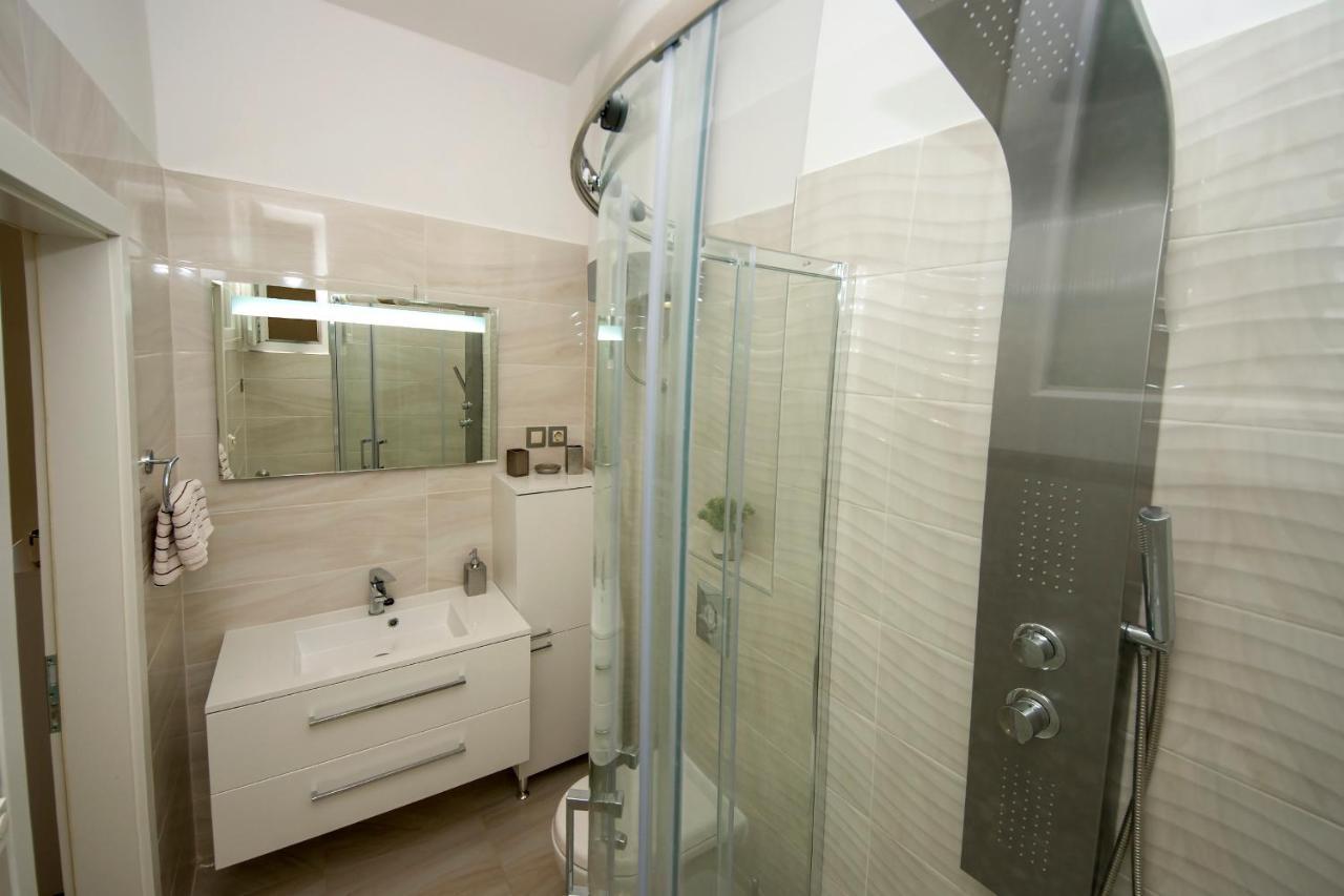 Sibenik City Center Apartment Sonia Exterior photo
